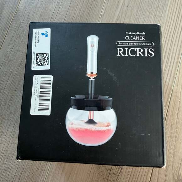 Brand New RICRIS Electric Makeup Brush Cleaner & Dryer - Picture 3 of 11